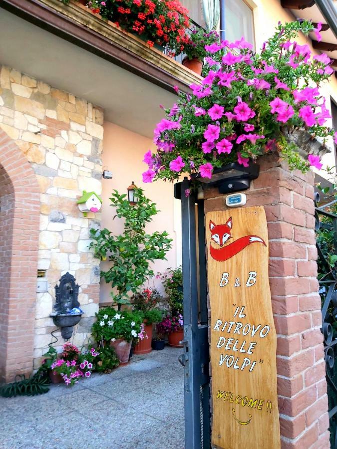 Bed and Breakfast Il Ritrovo Delle Volpi Аджерола Экстерьер фото